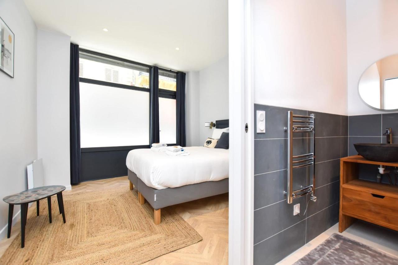 Chic Apartment - 2Br-6P - Gare Du Nord Parijs Buitenkant foto