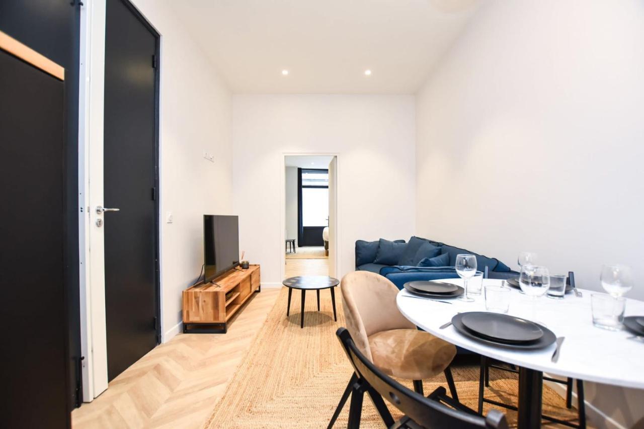 Chic Apartment - 2Br-6P - Gare Du Nord Parijs Buitenkant foto